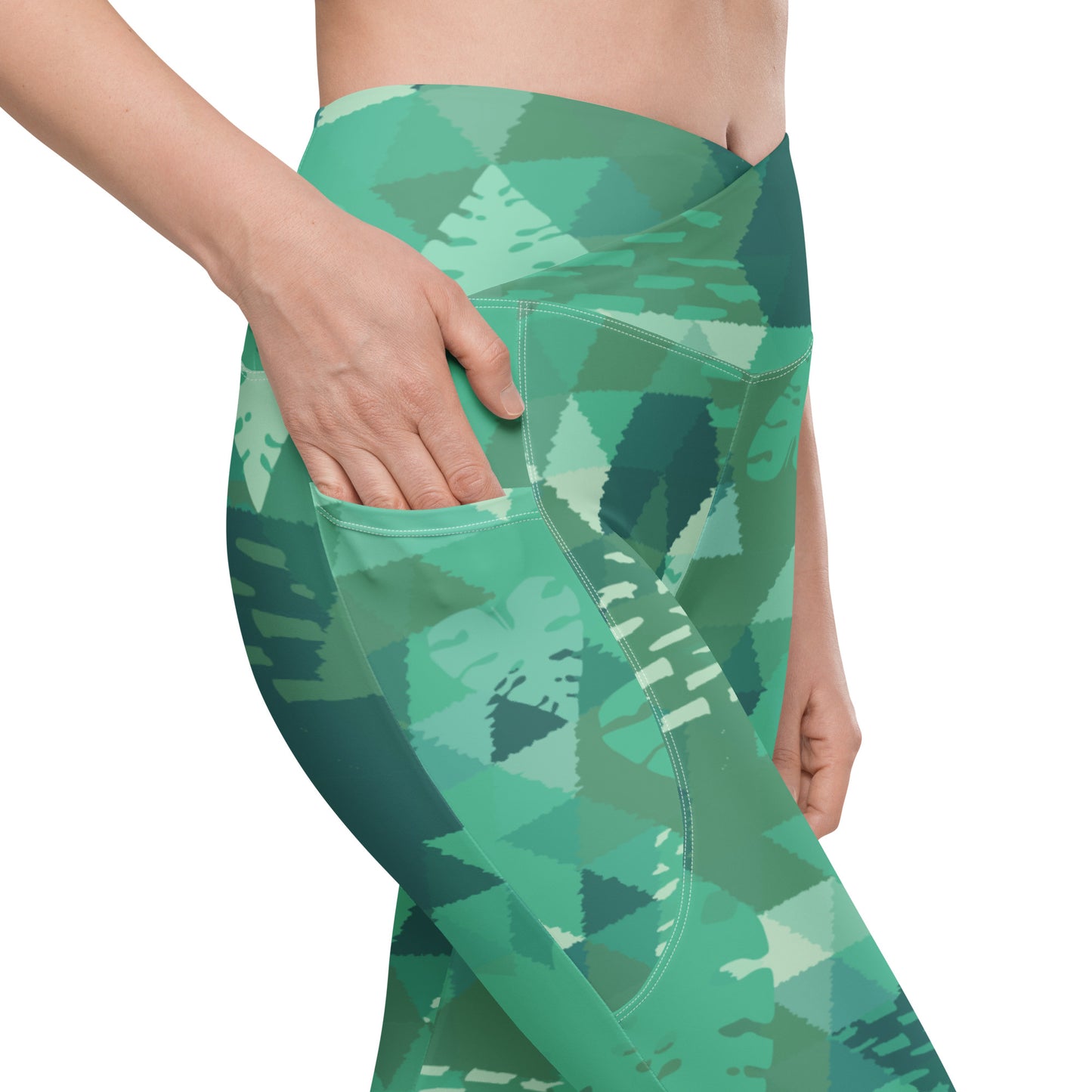 Triangle Grove Crossover Leggings with Pockets
